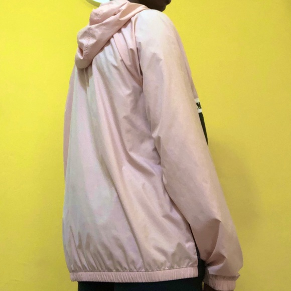 Victoria’s Secret PINK windbreaker - Picture 3 of 7